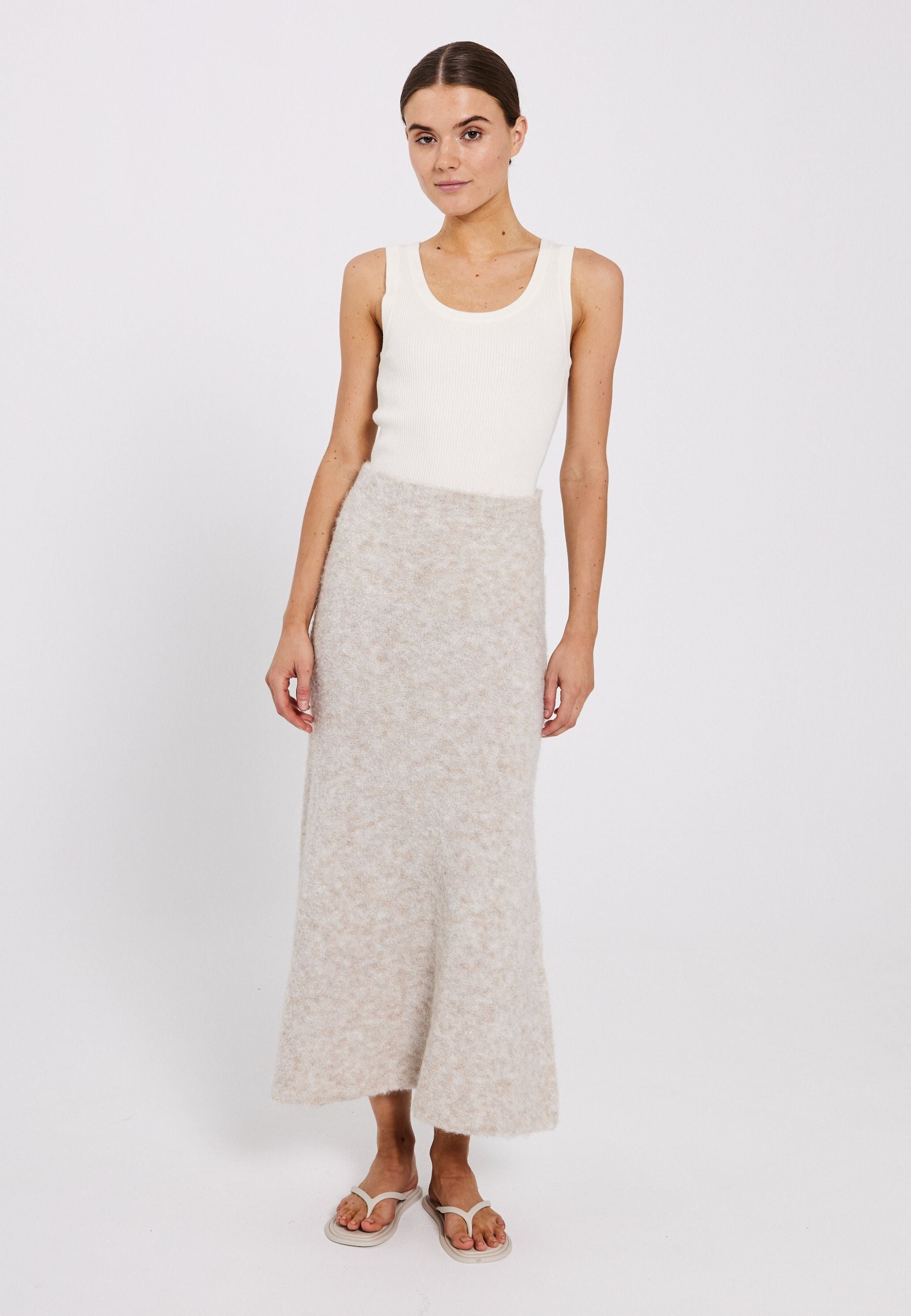 Beige hotsell knit skirt