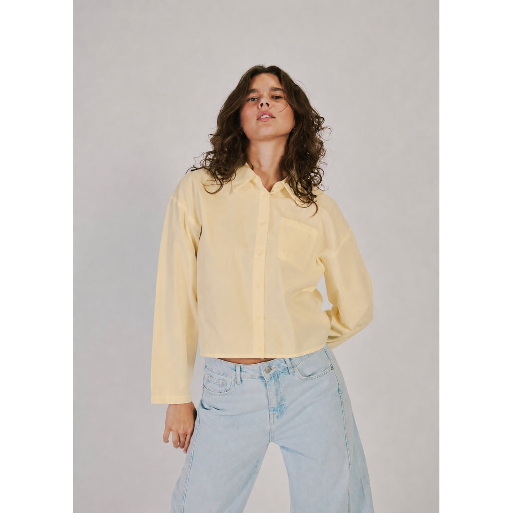 NORR Fraser pleat shirt Shirts Light yellow