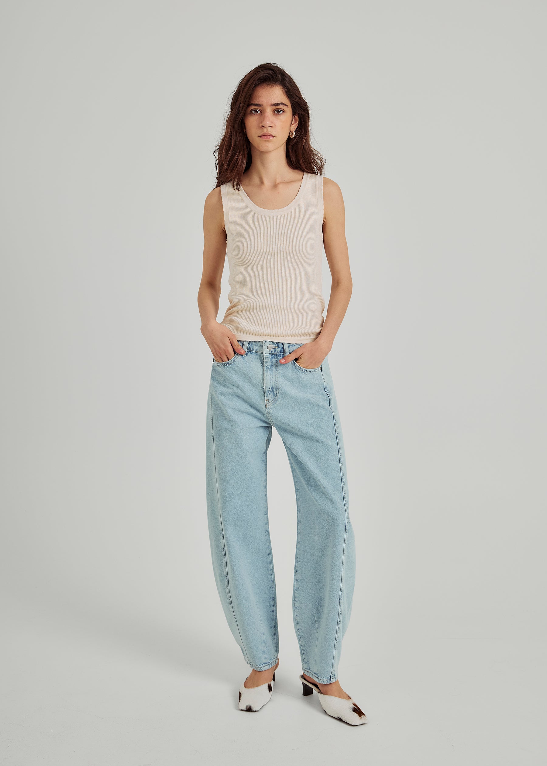 NORR Kenzie barrel jeans Pants Light blue wash