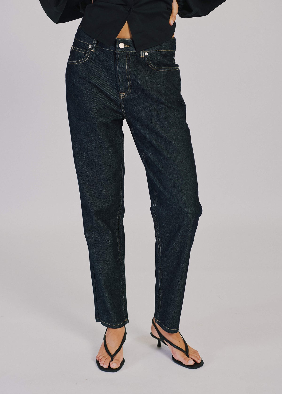 NORR Kenzie relaxed ankle jeans Pants Dark blue wash