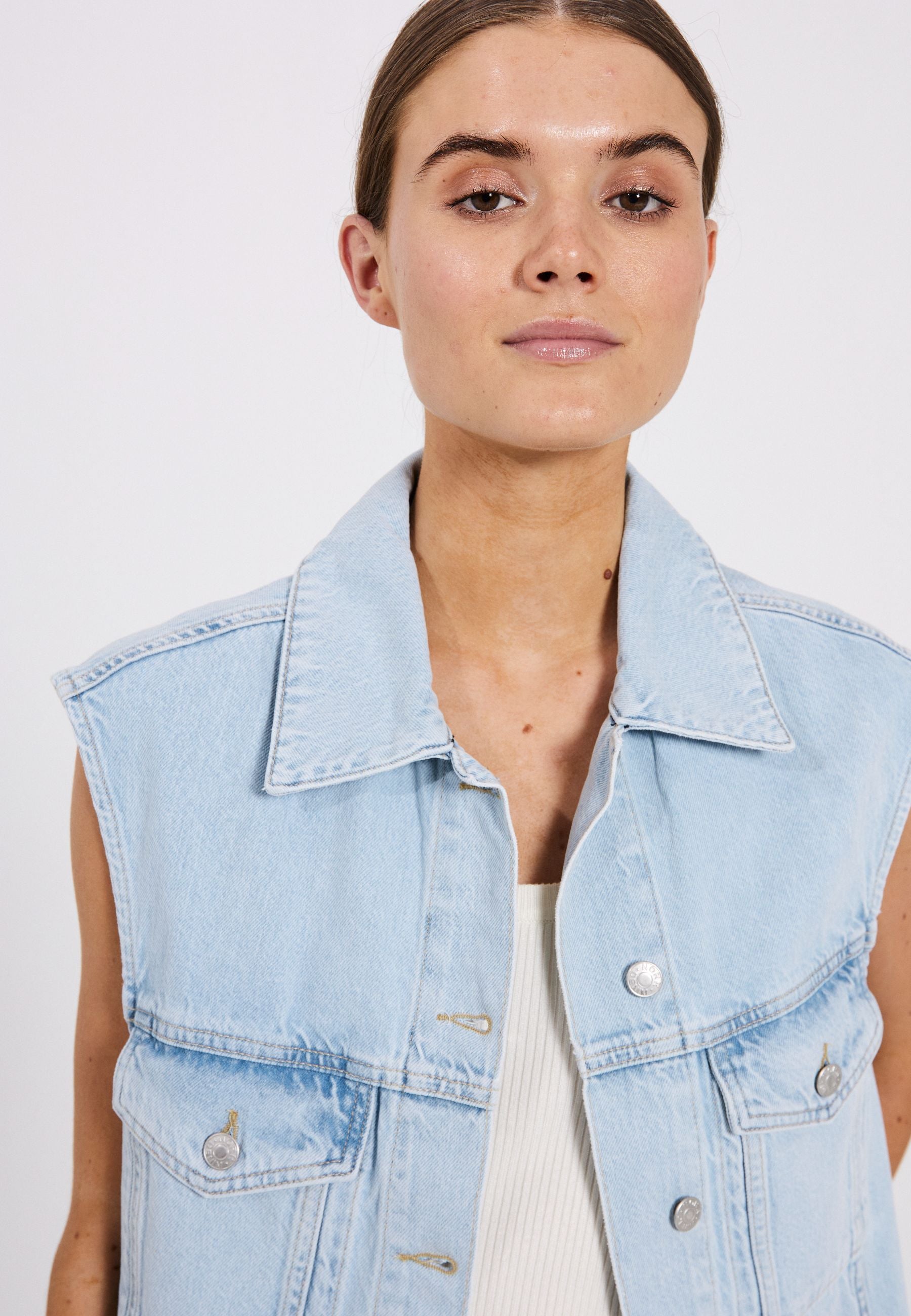 NORR Larisa denim waistcoat Waistcoat Blue light wash