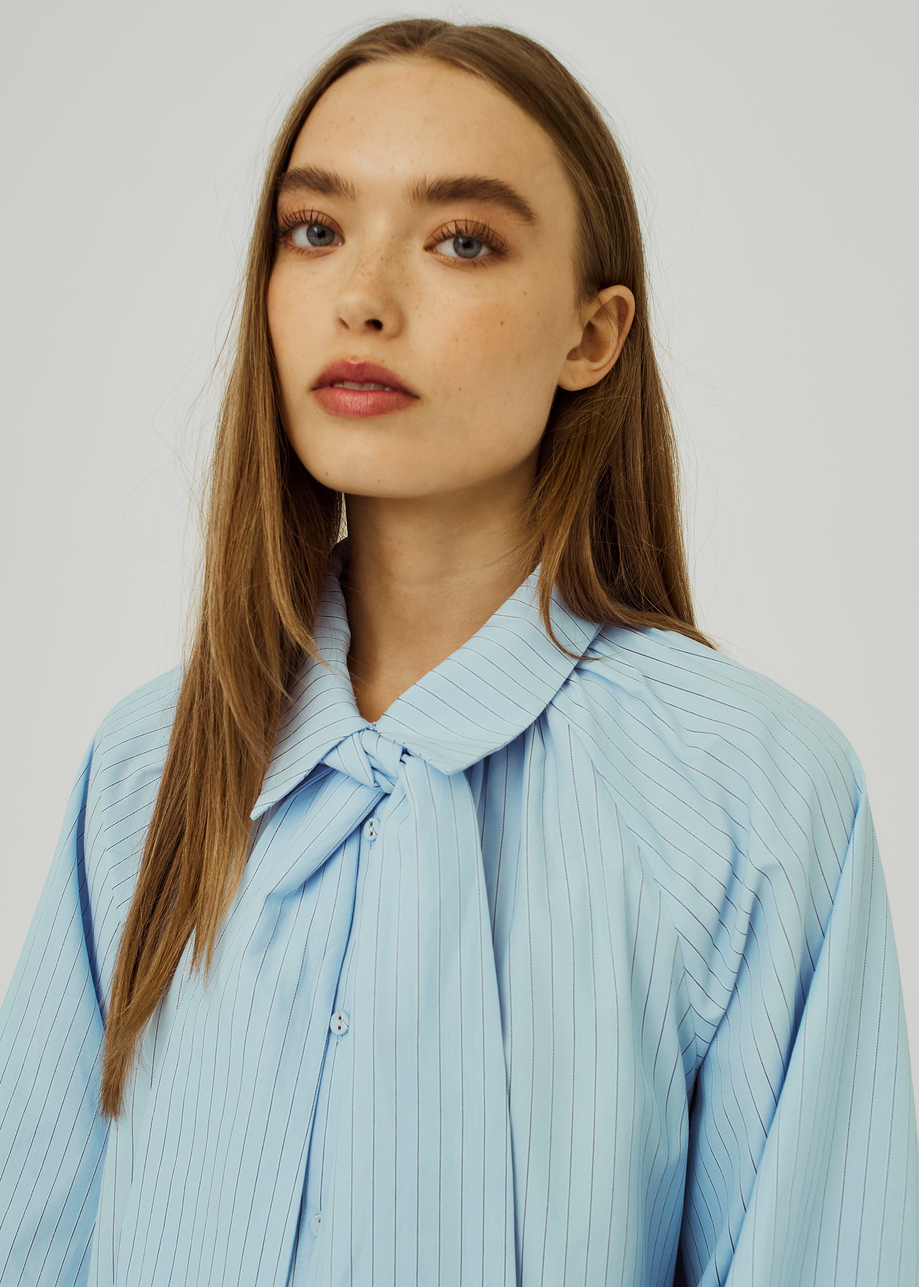 NORR Travis bow shirt Shirts Light blue stripe