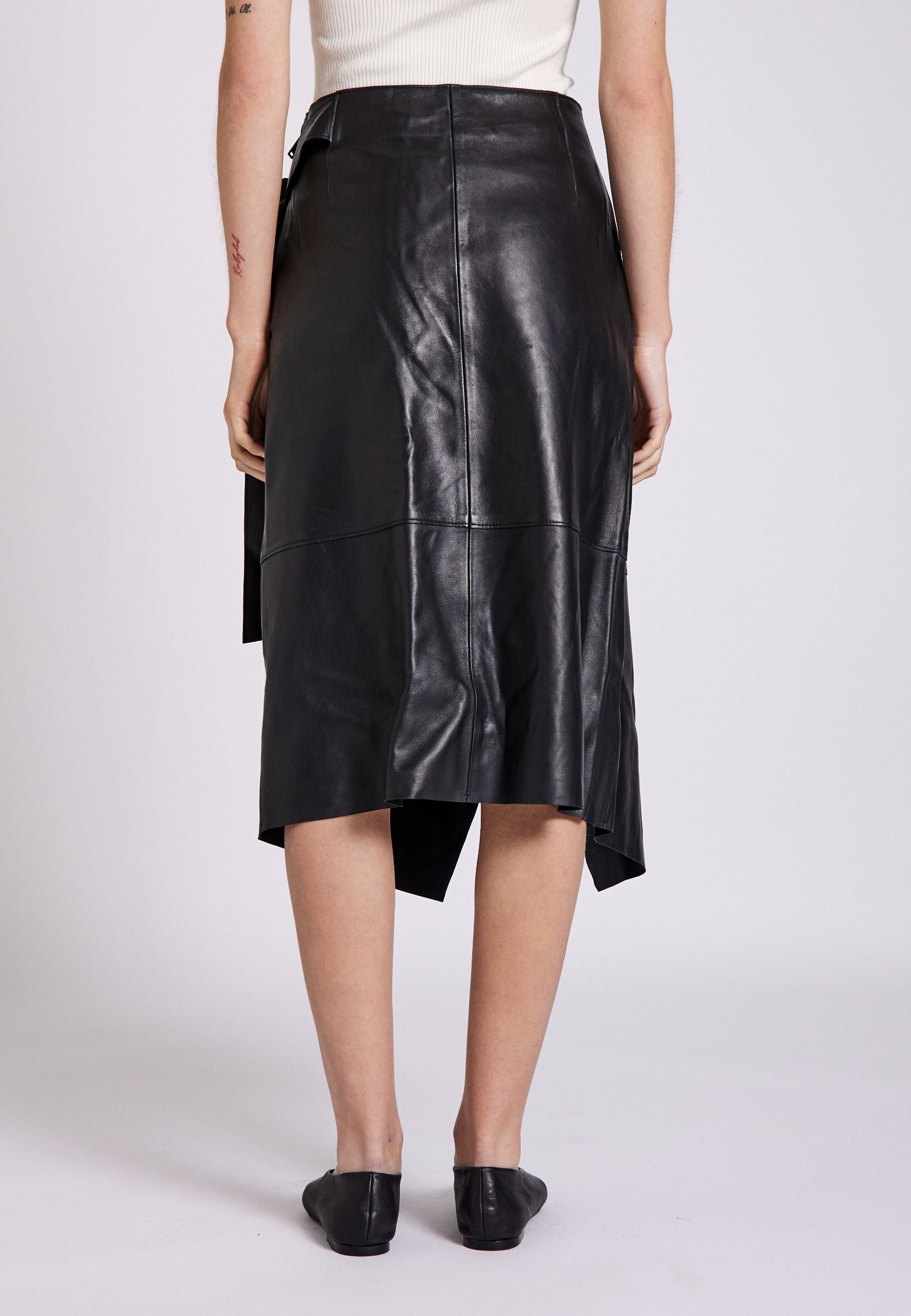 NORR Alba pocket leather skirt Skirts Black