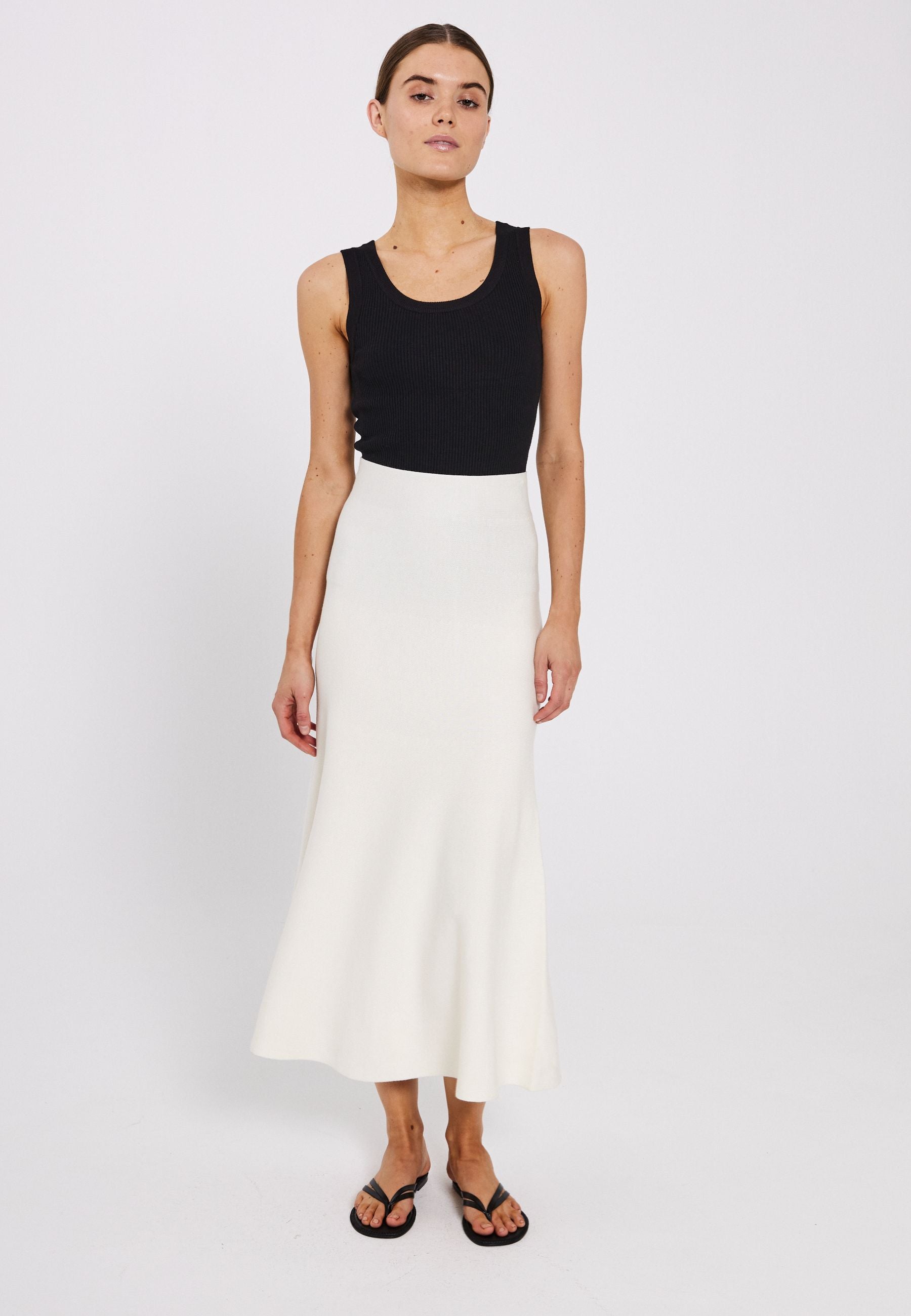 NORR Als midi knit skirt Skirts Off-white