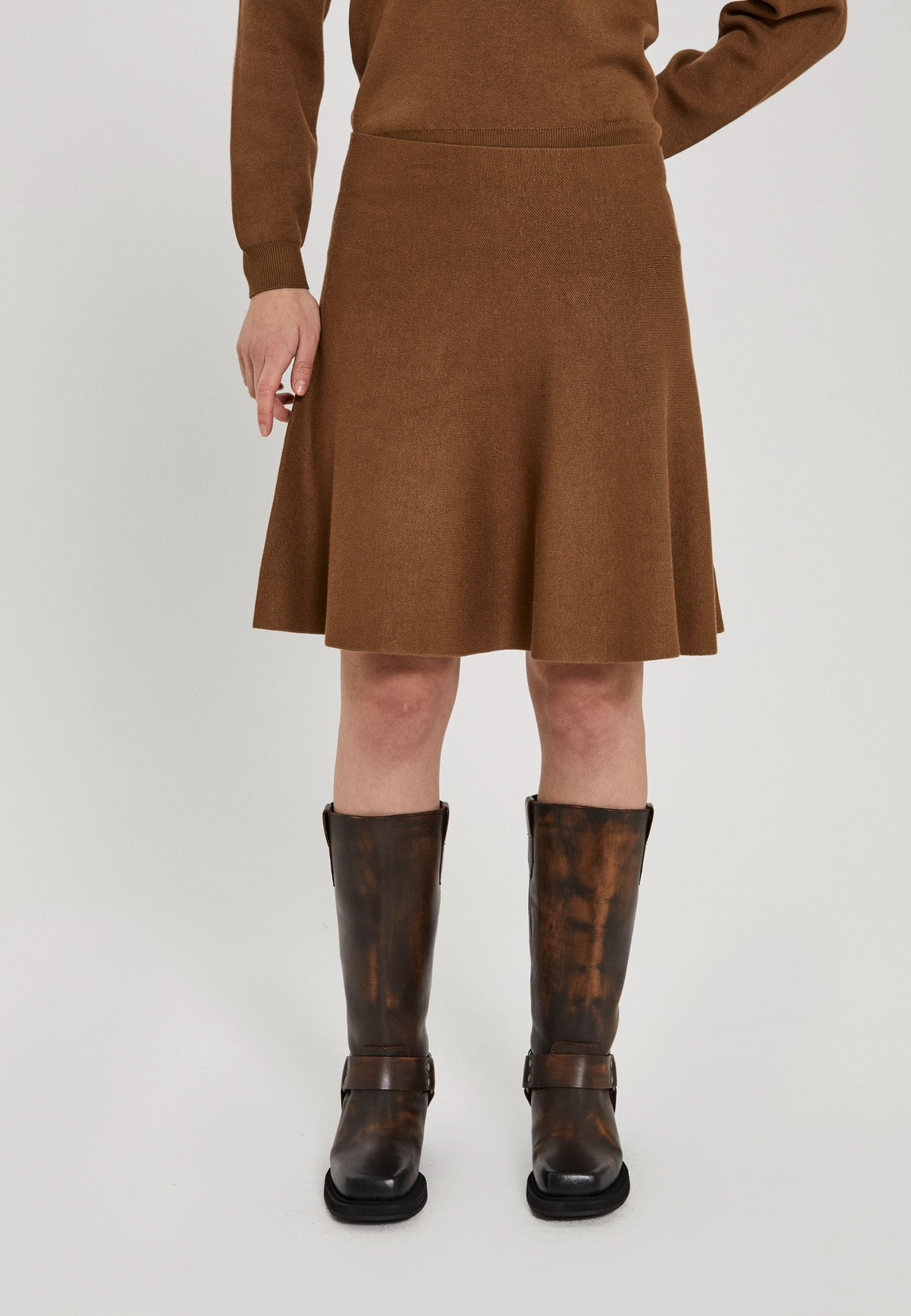 NORR Als short knit skirt Skirts Walnut