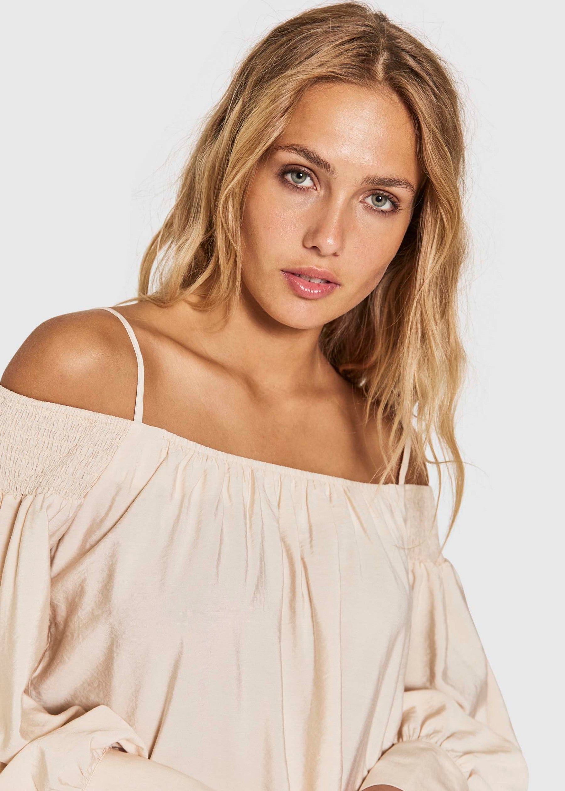 NORR Alyssa off shoulder top Tops Off-white