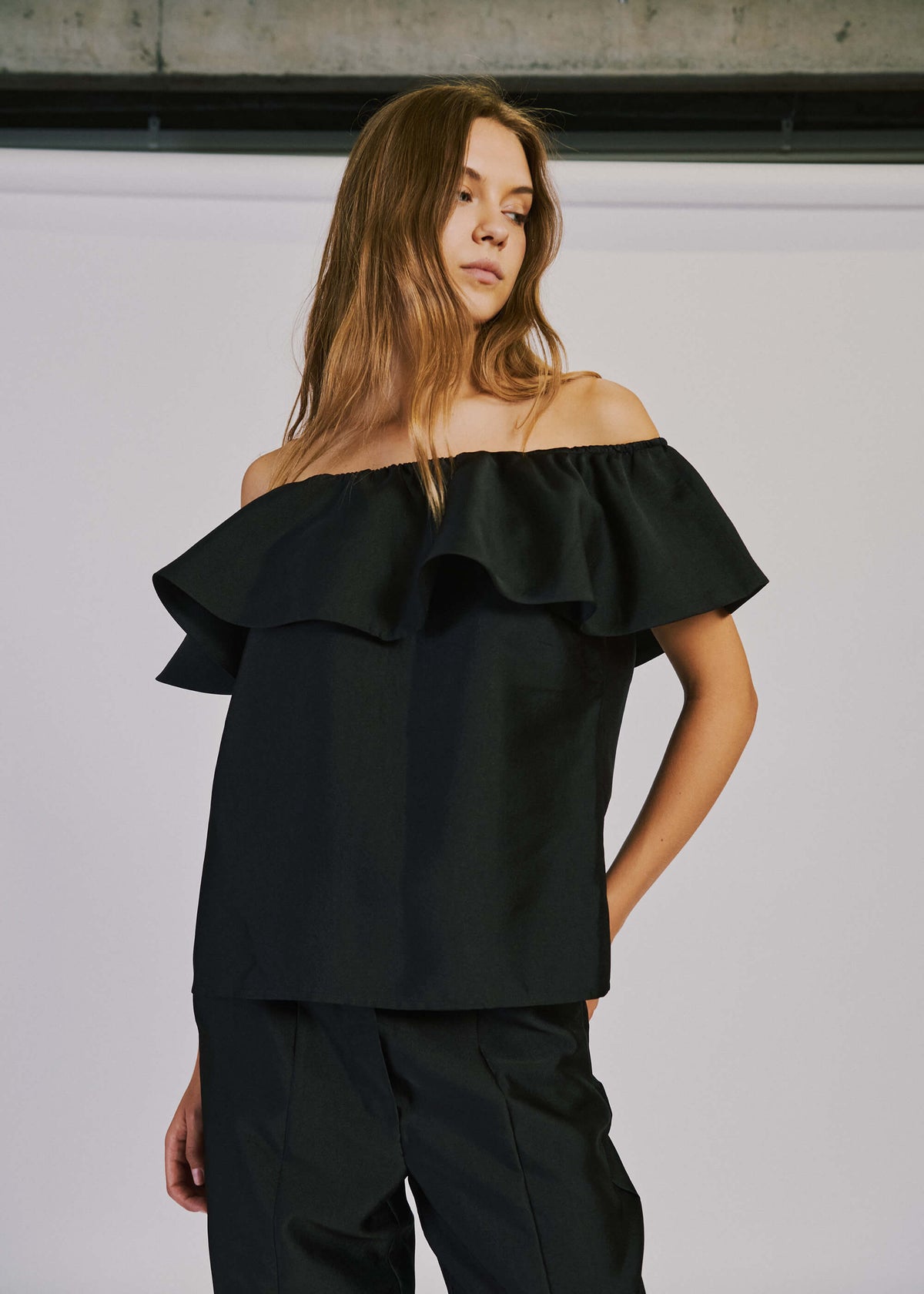 NORR Ana off shoulder top Tops Black
