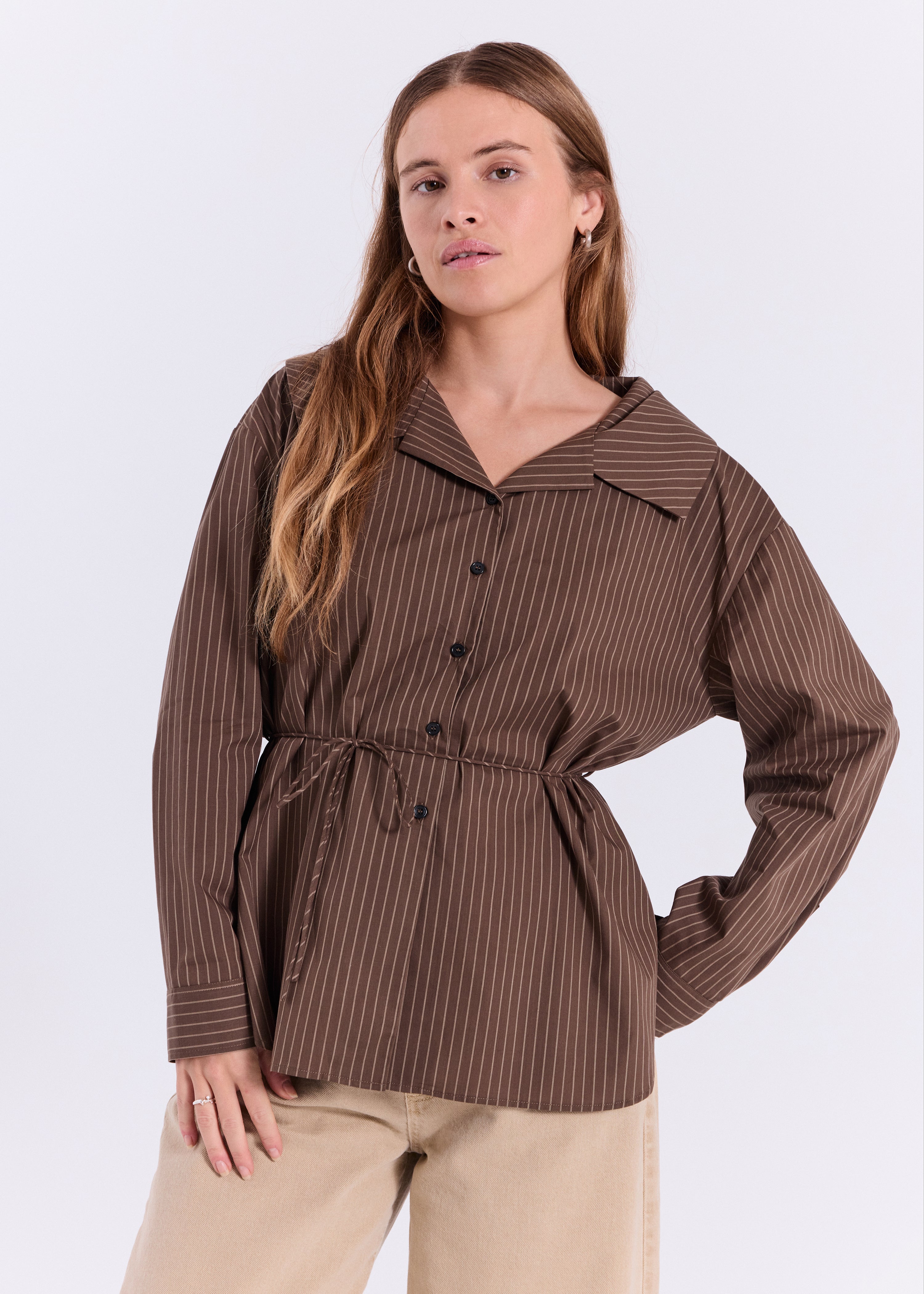 NORR Augusta wide collar shirt Shirts Dark Brown with Stripes