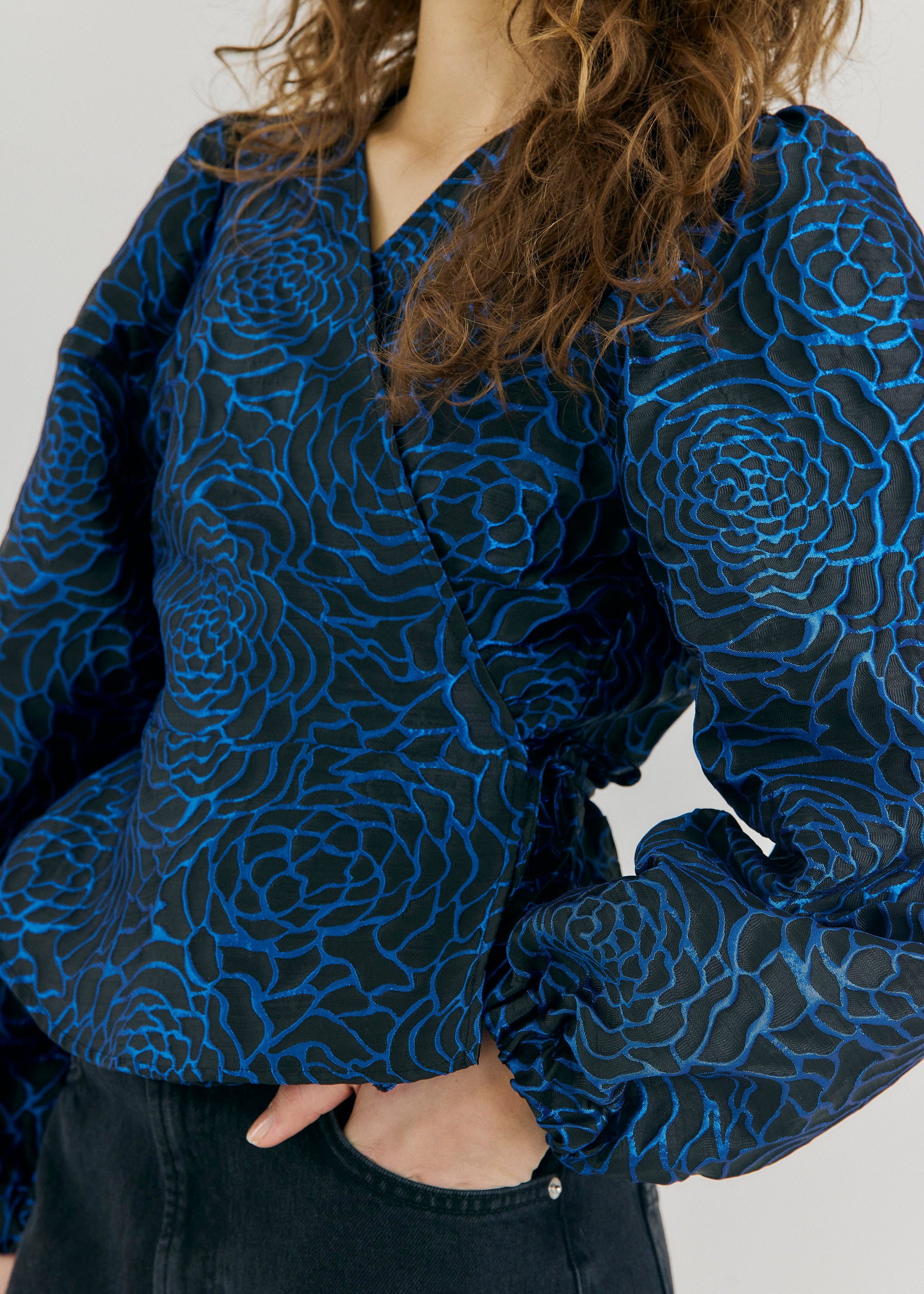 NORR Debra top Tops Bright blue