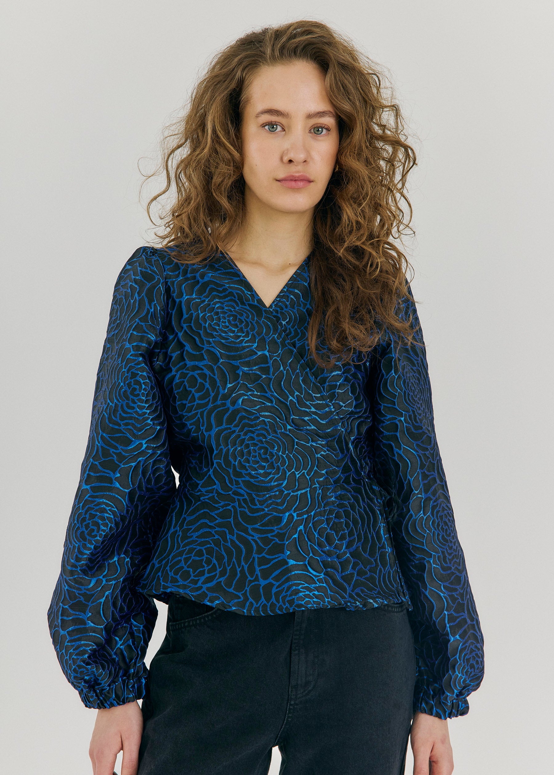 NORR Debra top Tops Bright blue