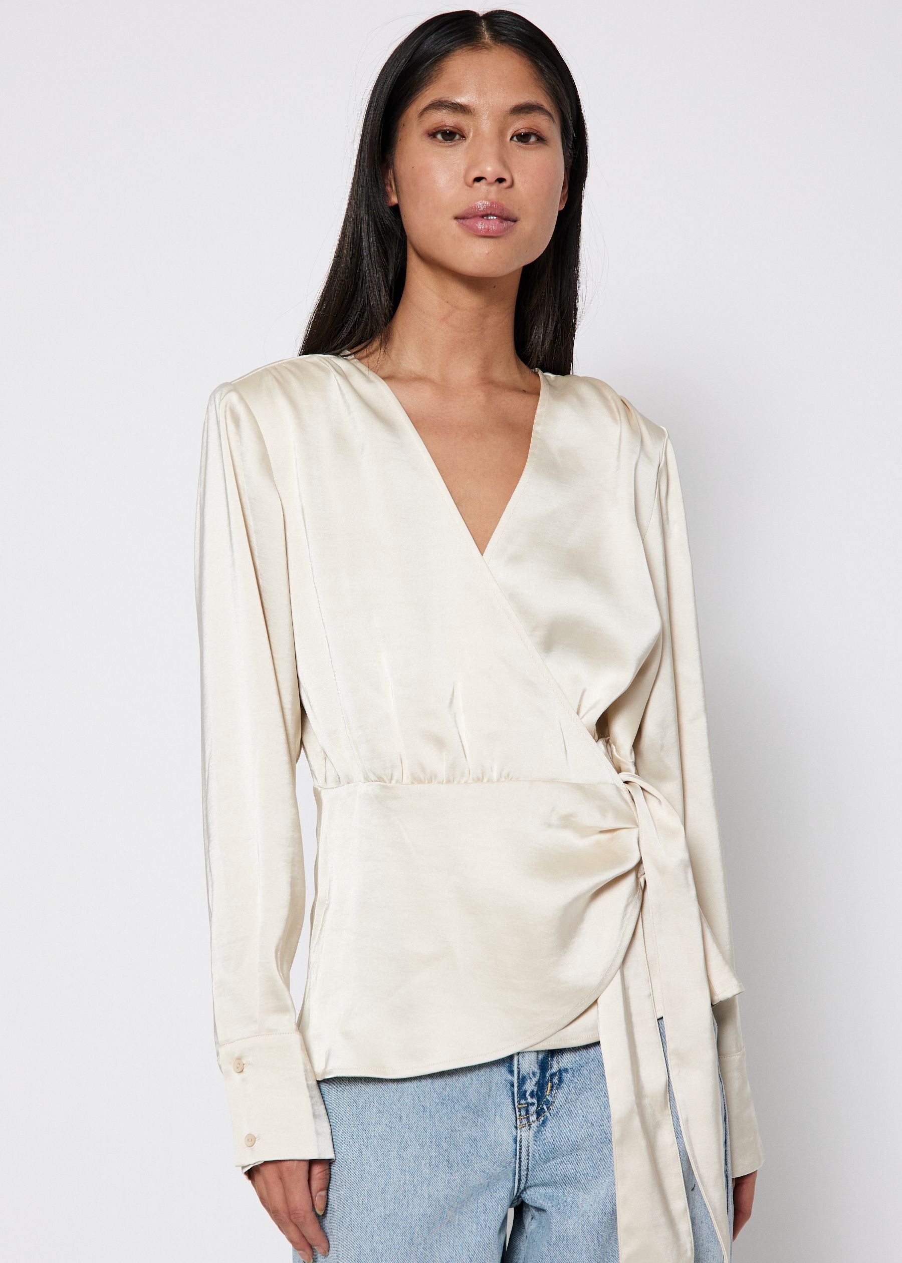 NORR Gili wrap top Tops Champagne