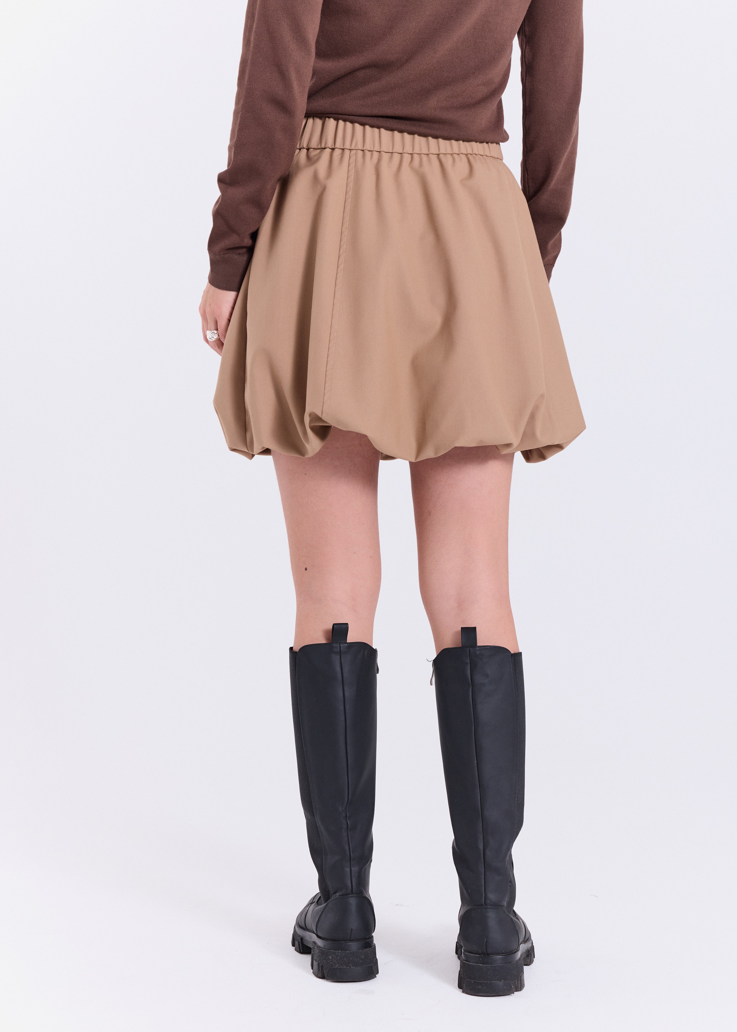 NORR Justina short bubble hem skirt Skirts Warm Beige