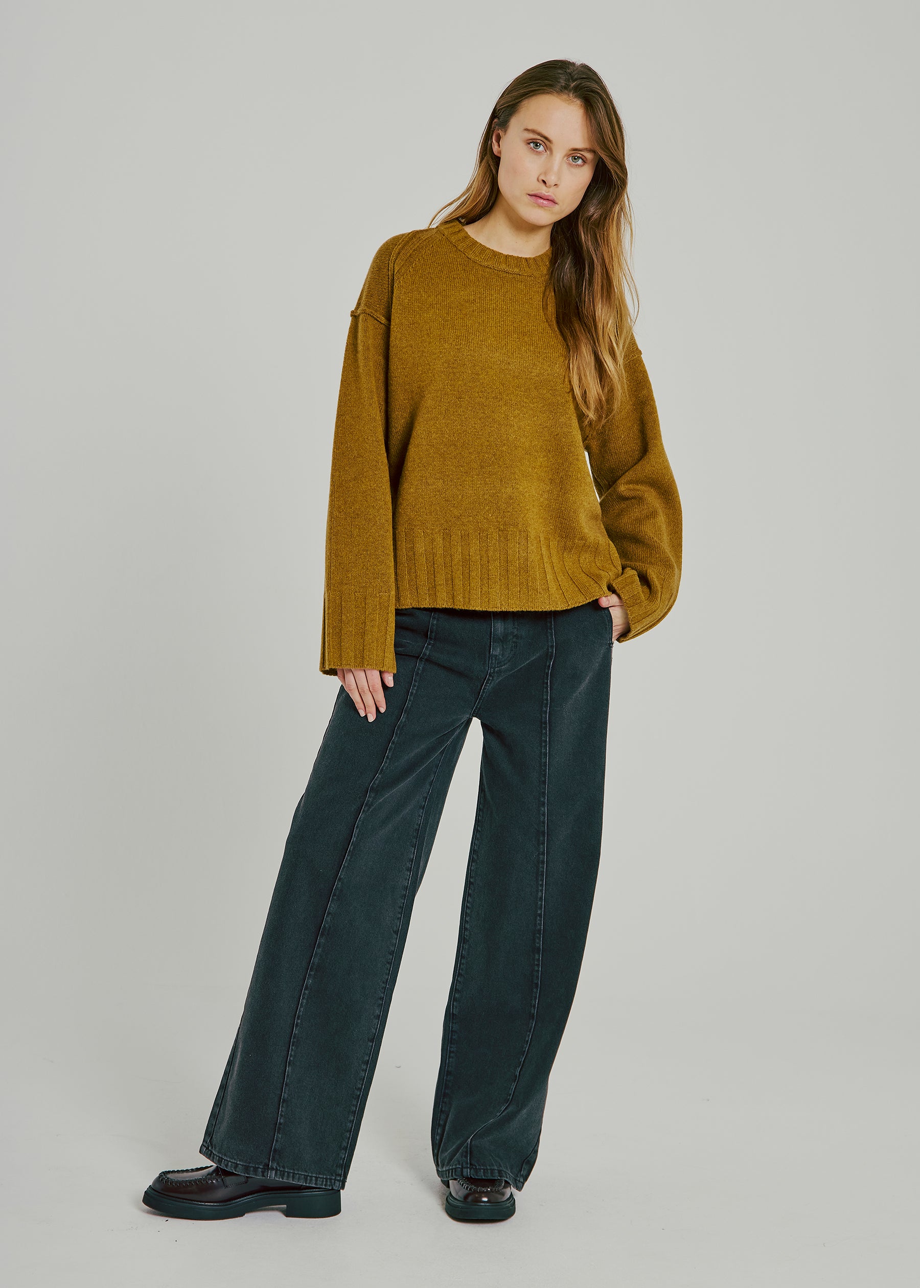 NORR Kenzie pintuck wide jeans Pants Black washed