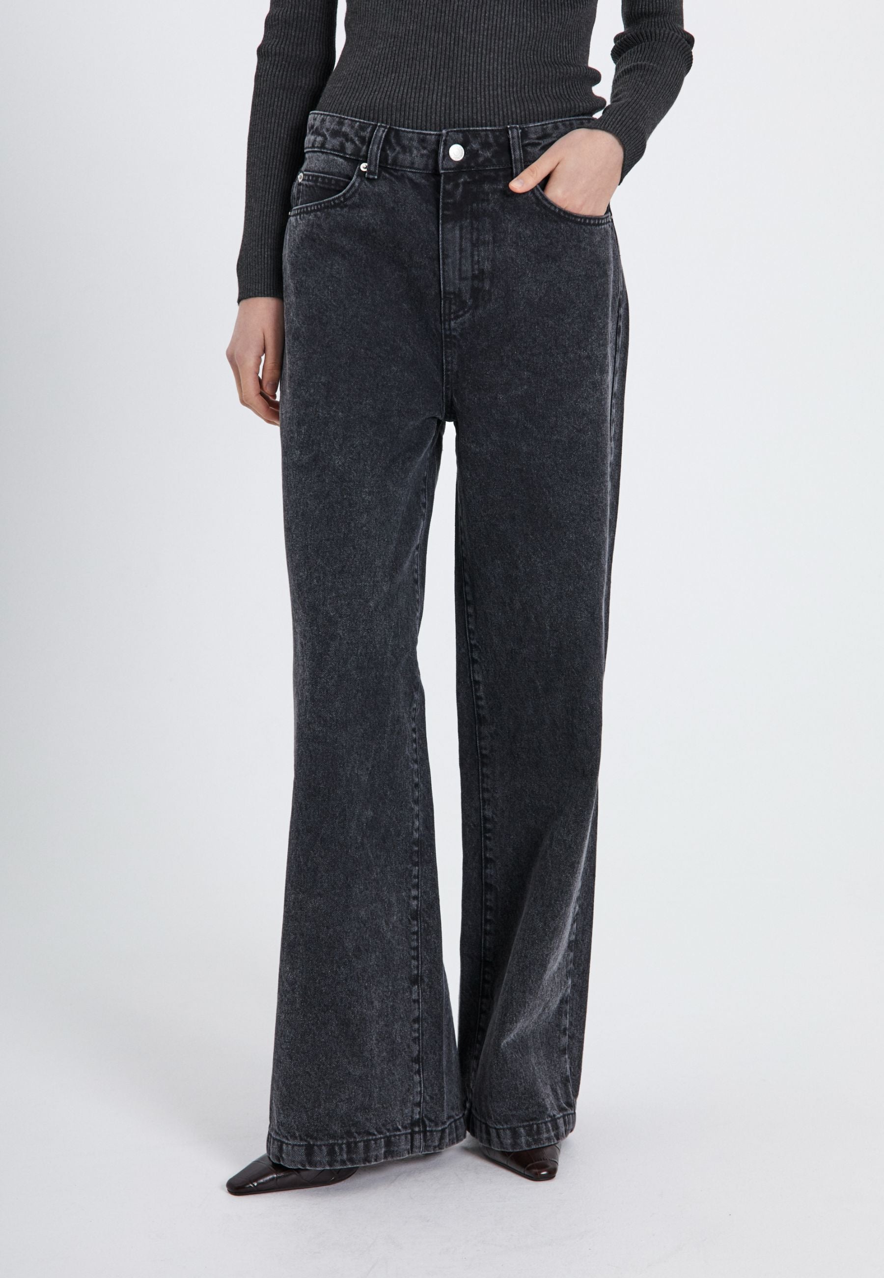 NORR Kenzie wide jeans Pants Black washed