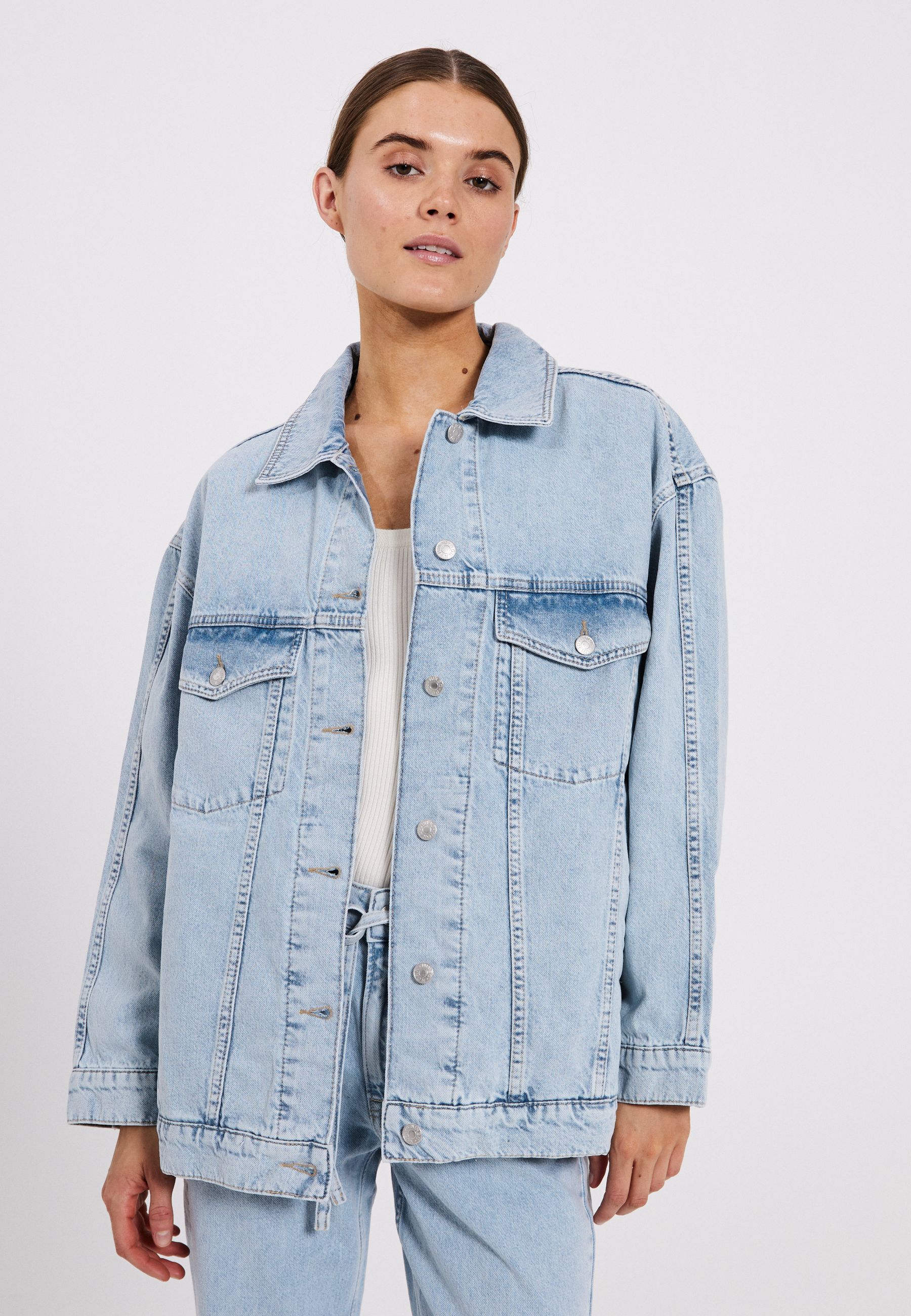 NORR Larisa clean denim jacket Jackets Blue light wash