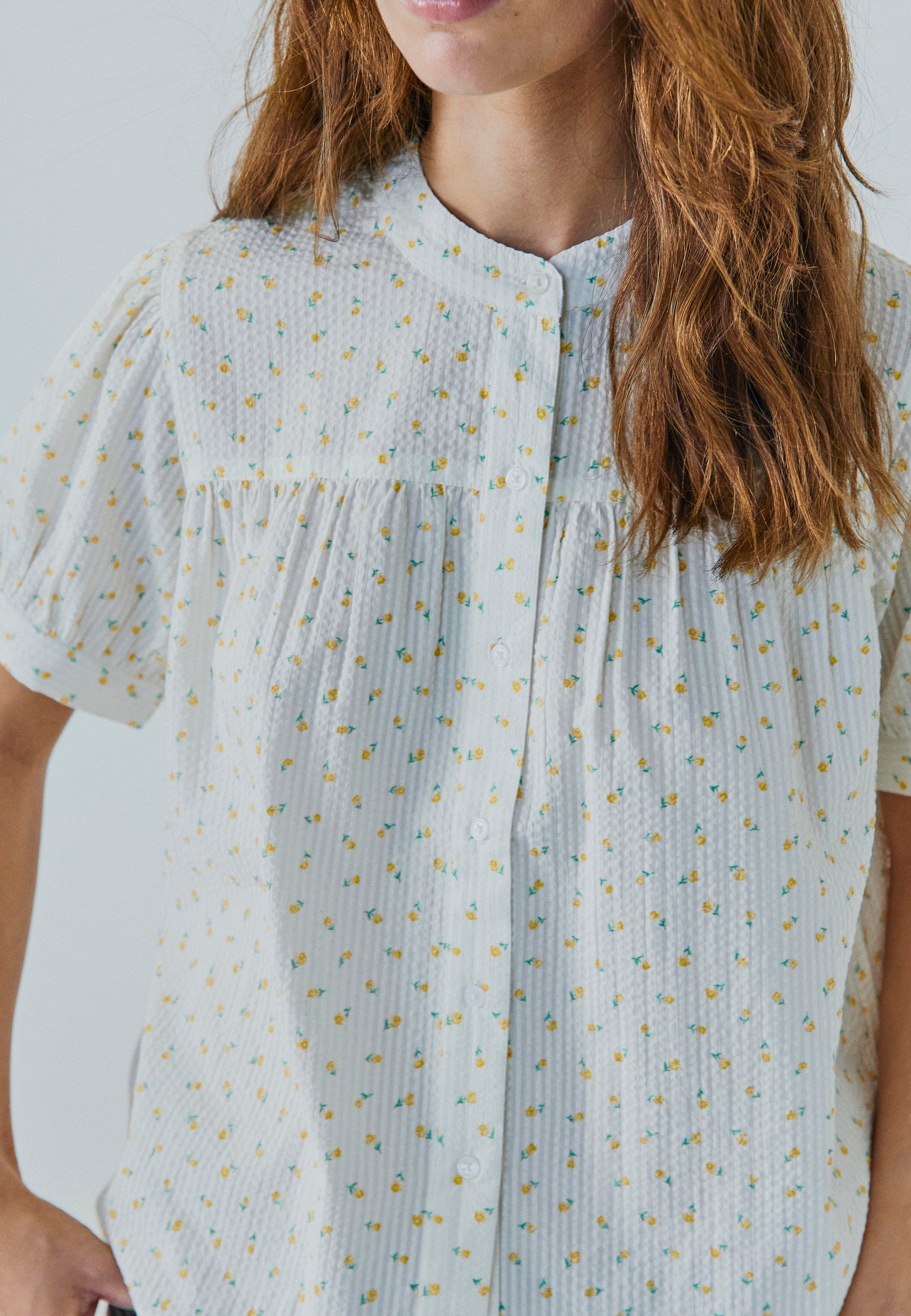 NORR NO - Fia ss shirt Shirts Light yellow flower AOP