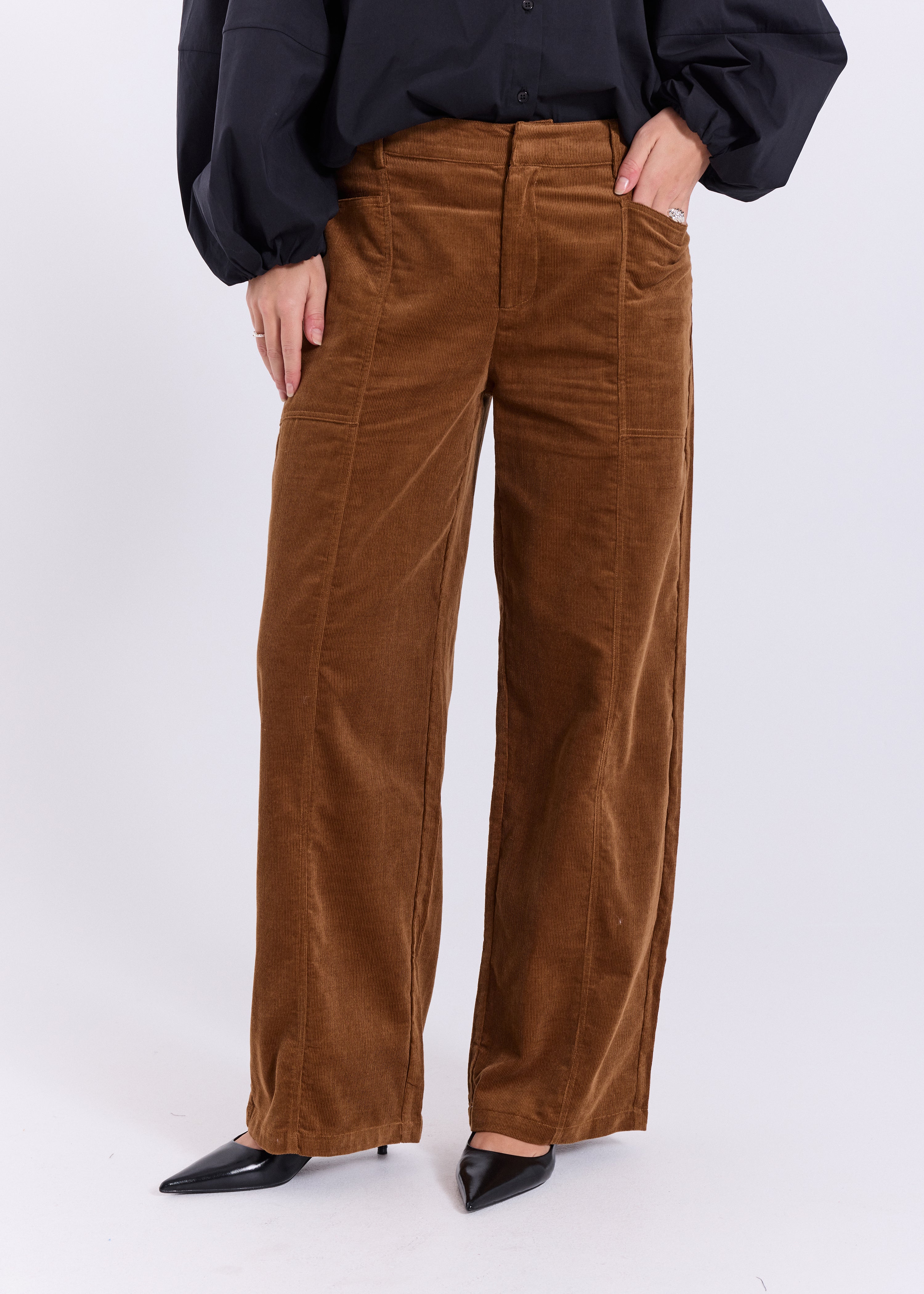 NORR Rina loose fit pants Pants Caramel brown