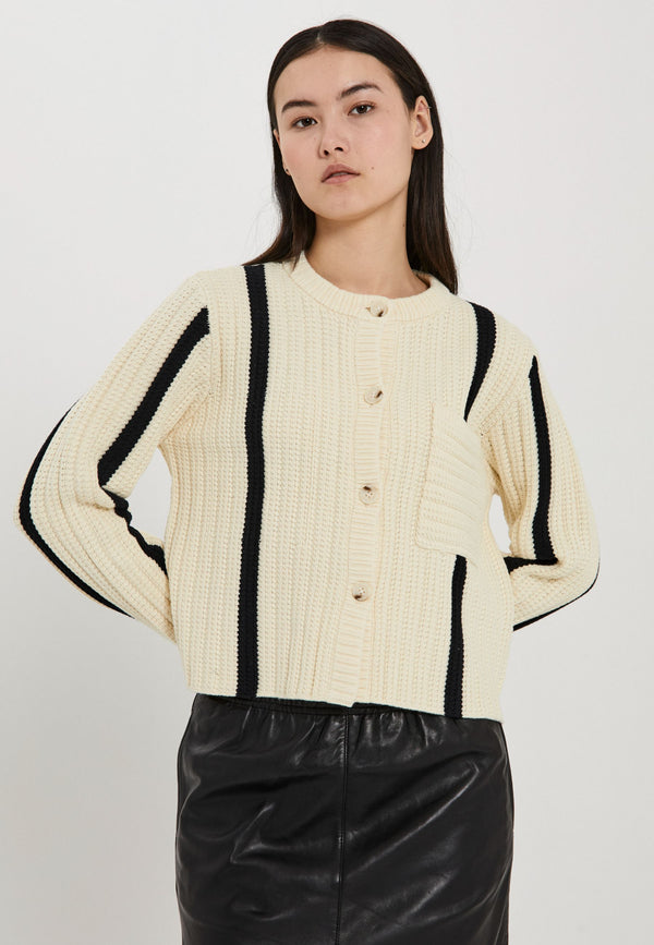 NORR Stilla blocking knit cardigan Cardigans Off-white w. black detail