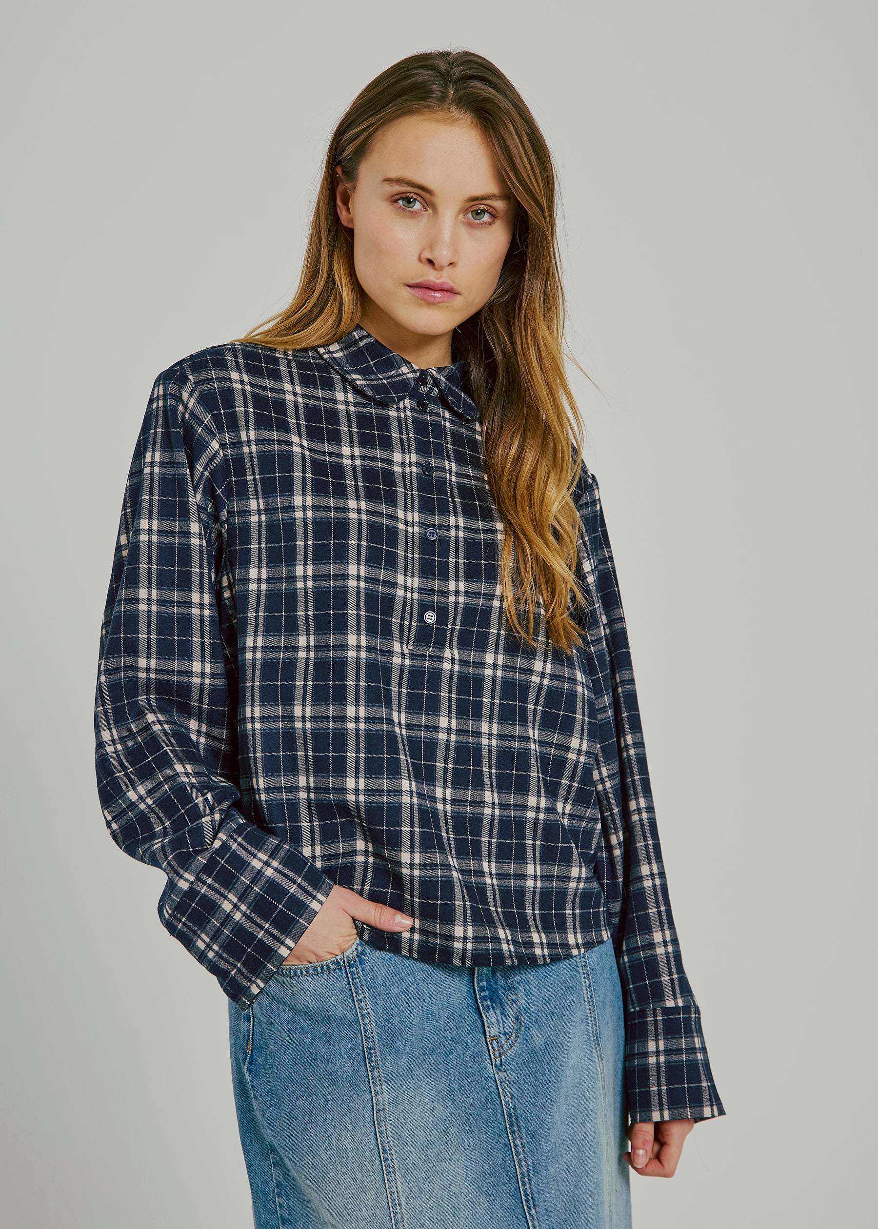 NORR Sylvana top Tops Navy check