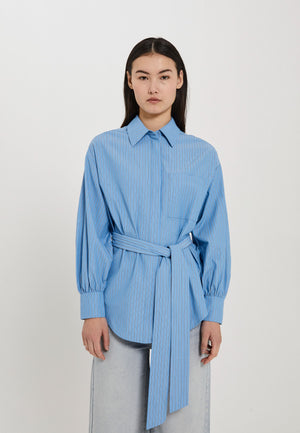 NORR Travis oversize shirt Shirts Clear blue w. stripes