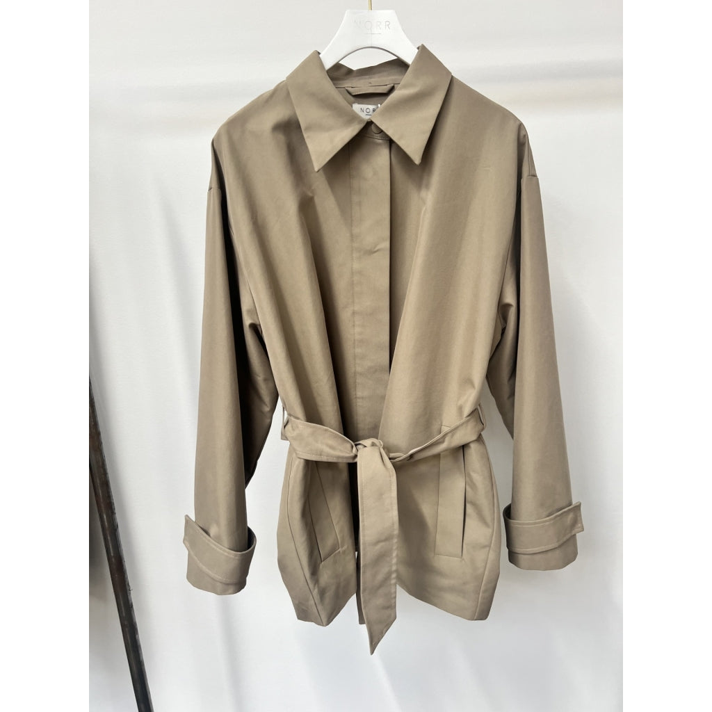NORR Venja trenchcoat Jackets Warm Beige