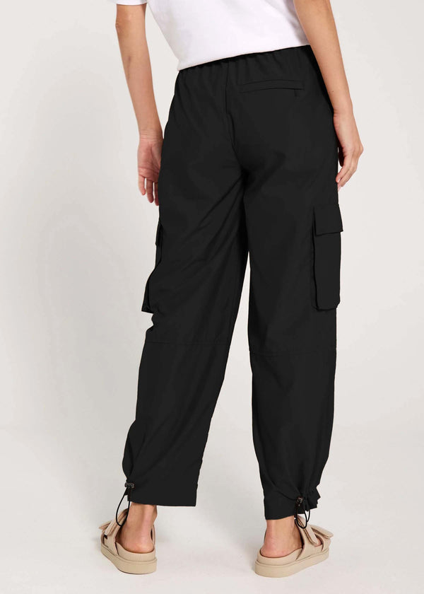 NORR Cora cargo pants Pants Black01